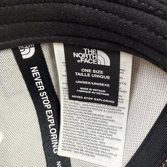 The North Face Embroidered Mudder Trucker Hat Black/White, Adjustable, Mountains - Picture 8 of 9